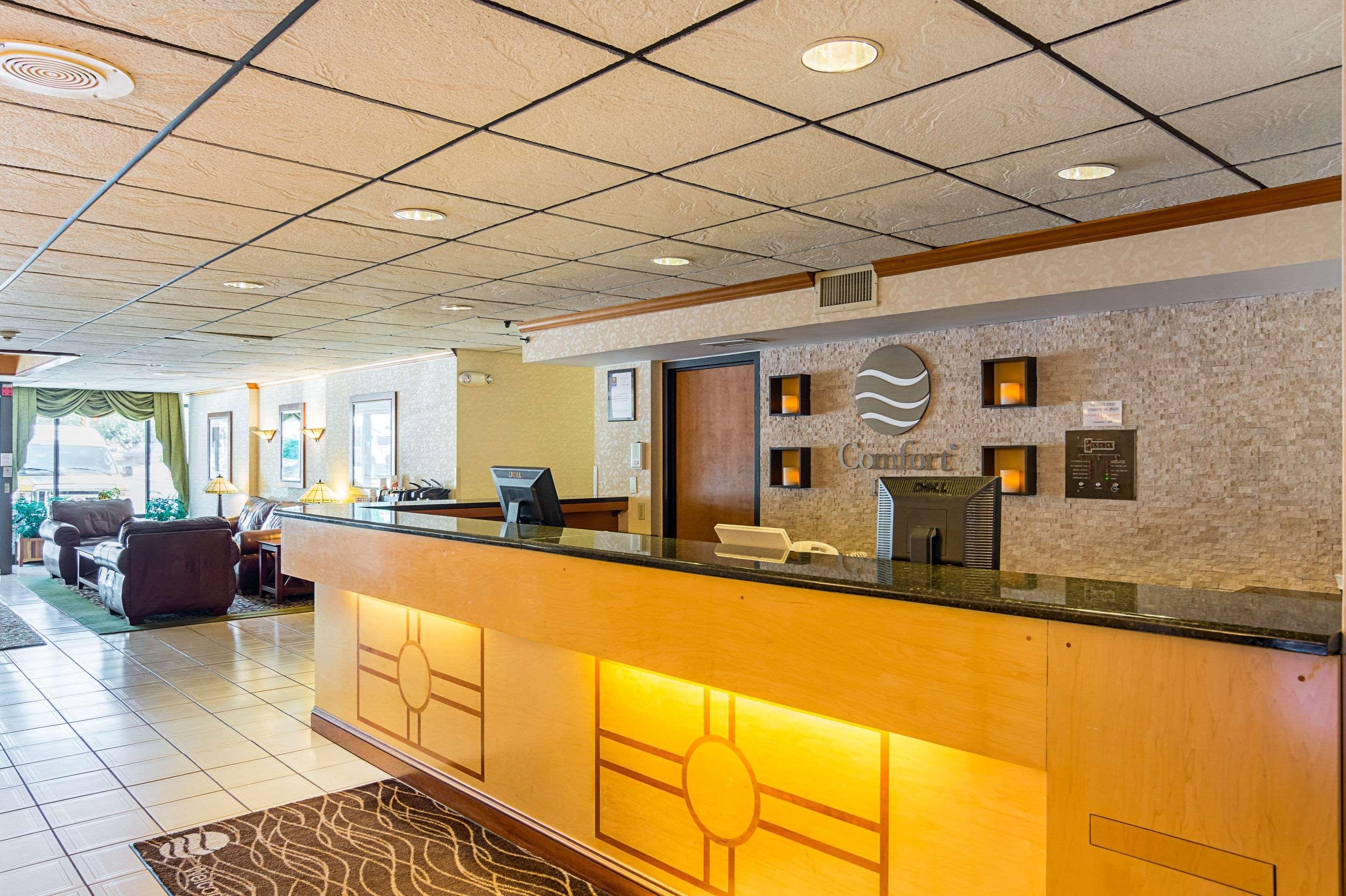 Comfort Inn Herndon-Reston Esterno foto