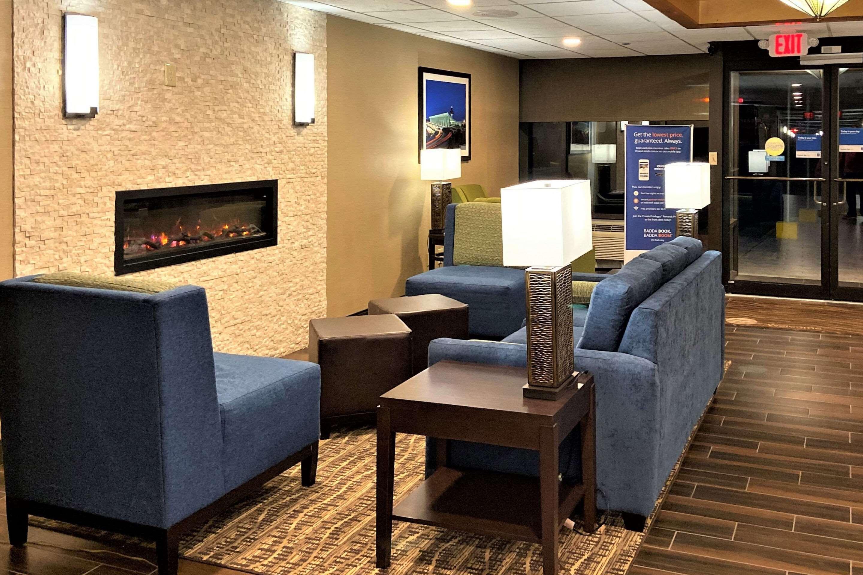 Comfort Inn Herndon-Reston Esterno foto