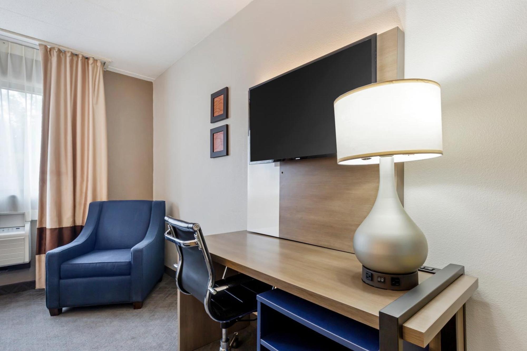 Comfort Inn Herndon-Reston Esterno foto