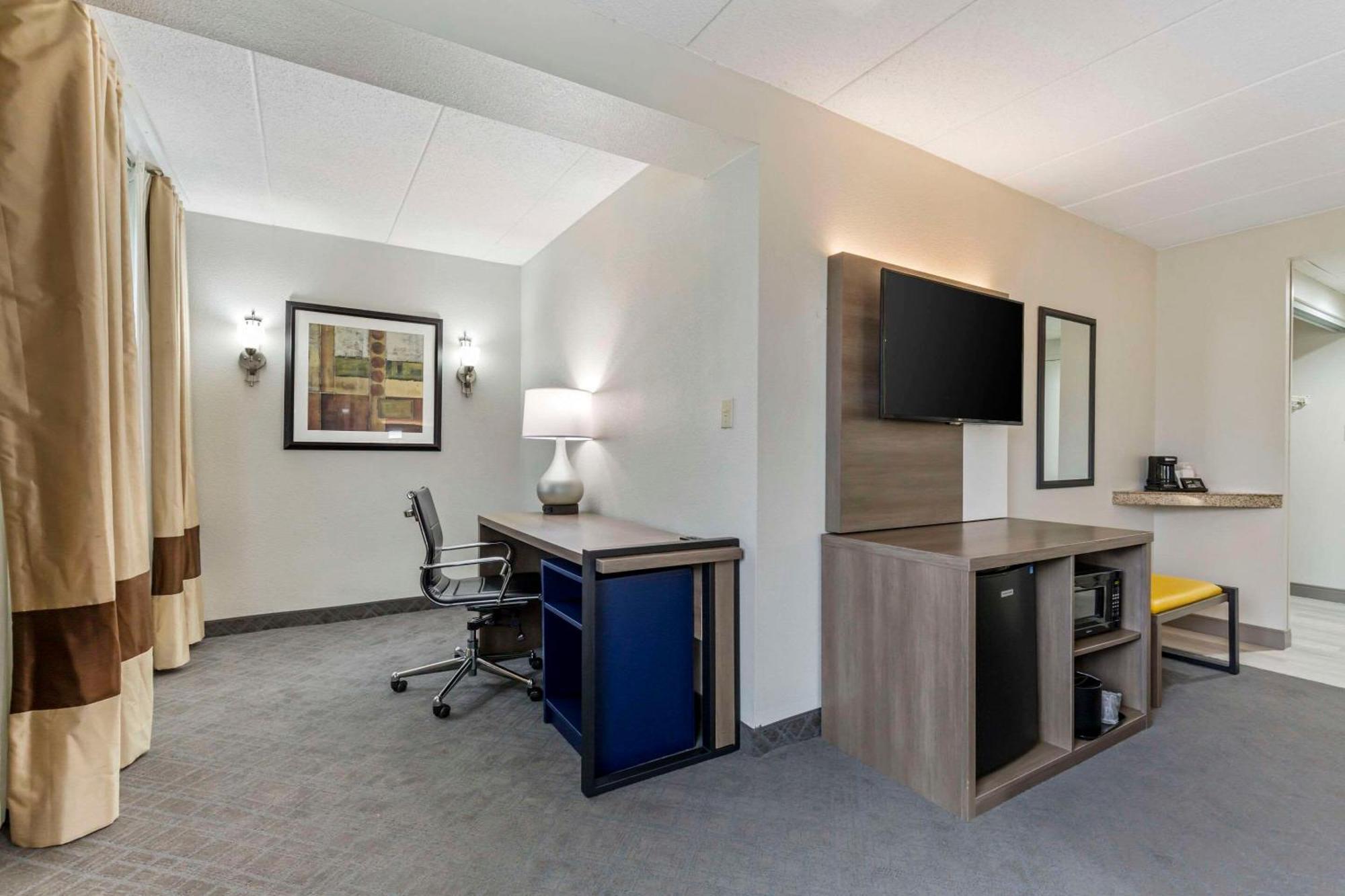 Comfort Inn Herndon-Reston Esterno foto
