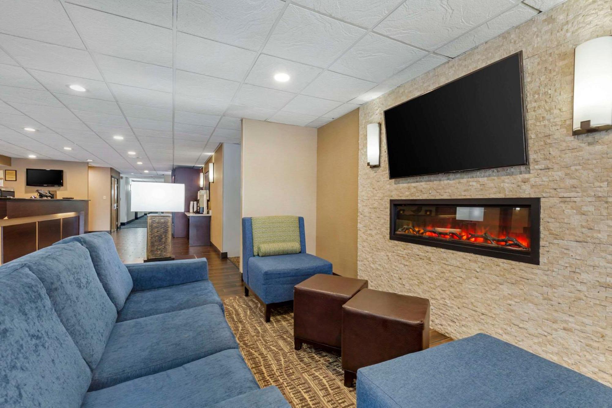 Comfort Inn Herndon-Reston Esterno foto